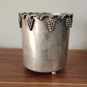 Elegant DAVCO Silver Plated Wine Caddy